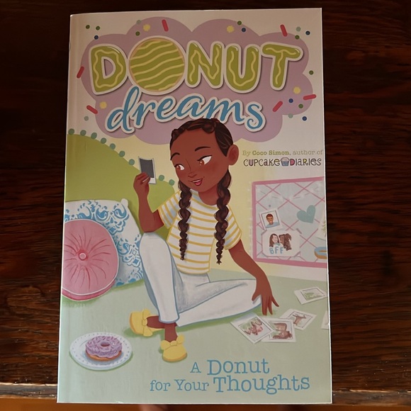 Donut Dreams book set - Picture 6 of 9